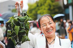 视觉误差！从另一角度看切特绝平三分 实际上脚是踩实的且没踩线